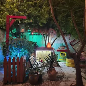 https://the-bearded-dad-hostel.albaniahotels.org
