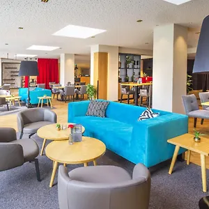 jufa-hotel-salzburg.saalbachhinterglemmhotels.com/