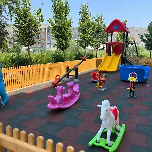 Domus & Hotel Shëngjin