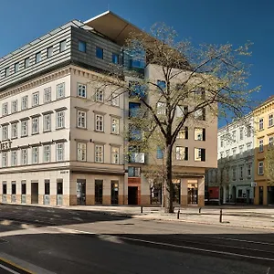 Отель Radisson Blu Triest Hotel,, Вена