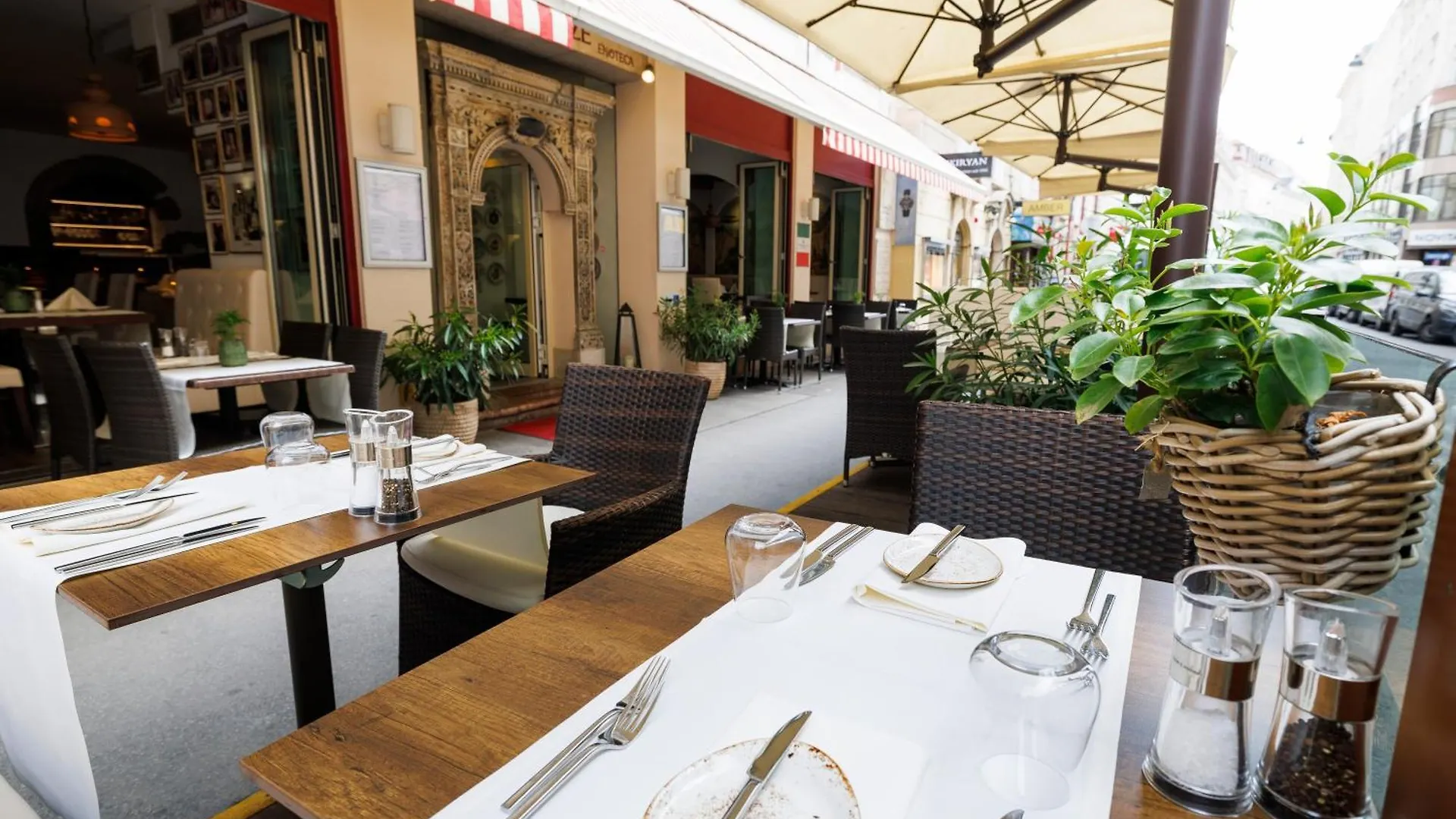 Hotel Royal Vienna 4*,  Austria